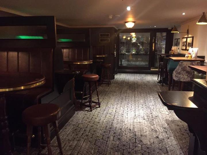 The George Hotel Wetherspoon Brecon Exterior photo